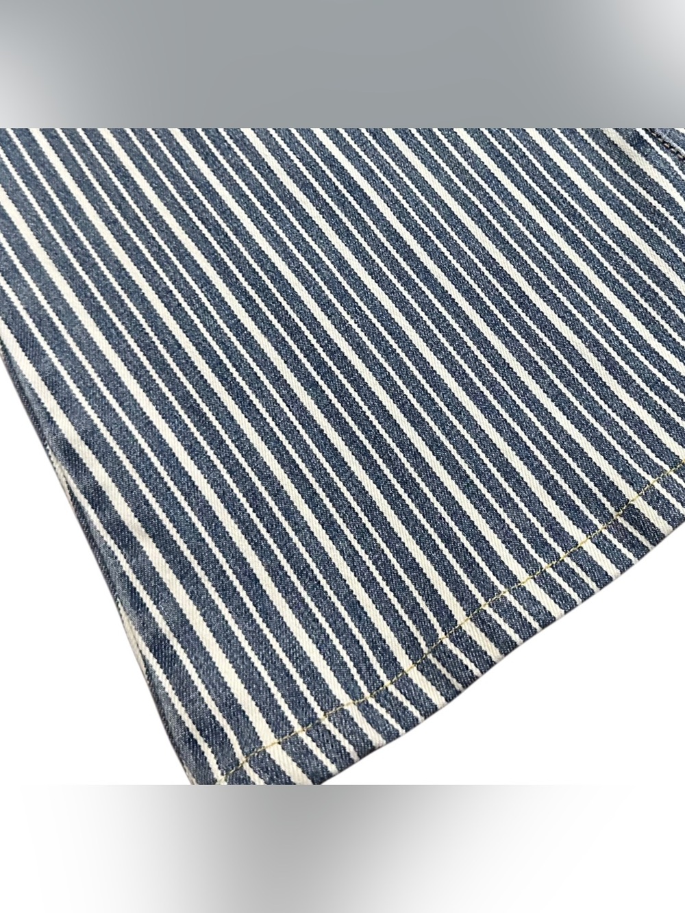 Windsor Denim Striped High Rise Flare Jeans Size 7 Blue White Railroad Stripe - Picture 6 of 8